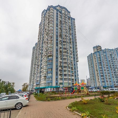 Osokorky Apartamento Kiev Exterior foto